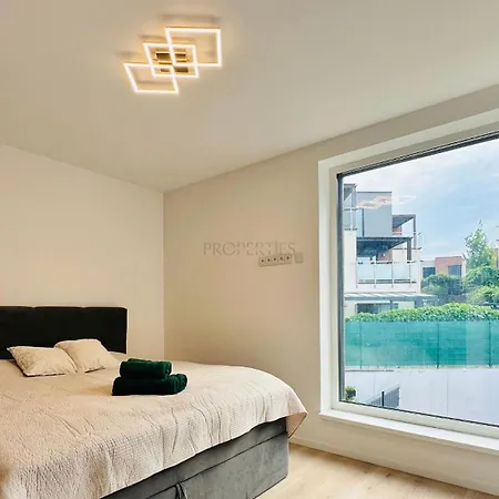 Apartment Luxury New House With Garden Lorincik Haje Peres