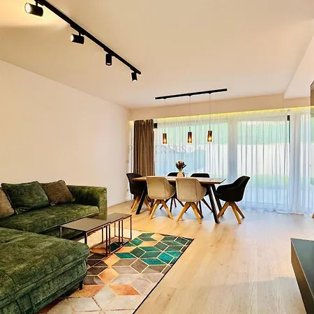 Luxury New House With Garden Lorincik Haje Peres Apartment Košice